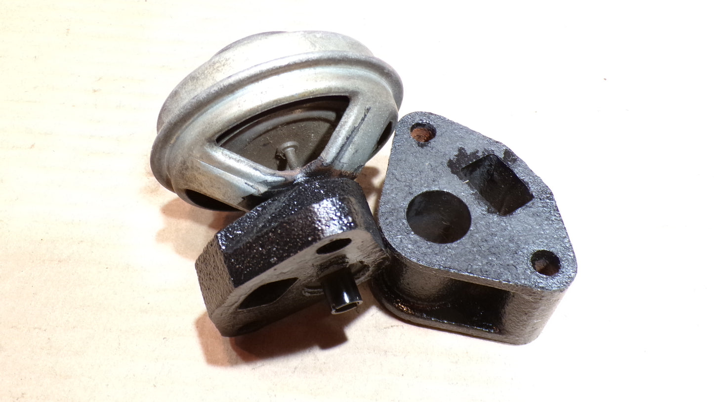 Datsun 280Z 280ZX Intake Manifold Vacuum Pod and Spacer