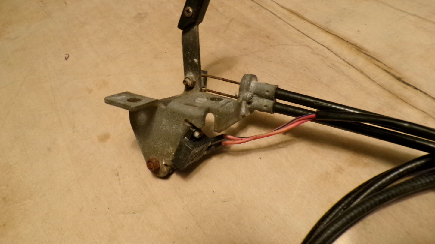Datsun 240Z Choke Cable Assembly with Handle