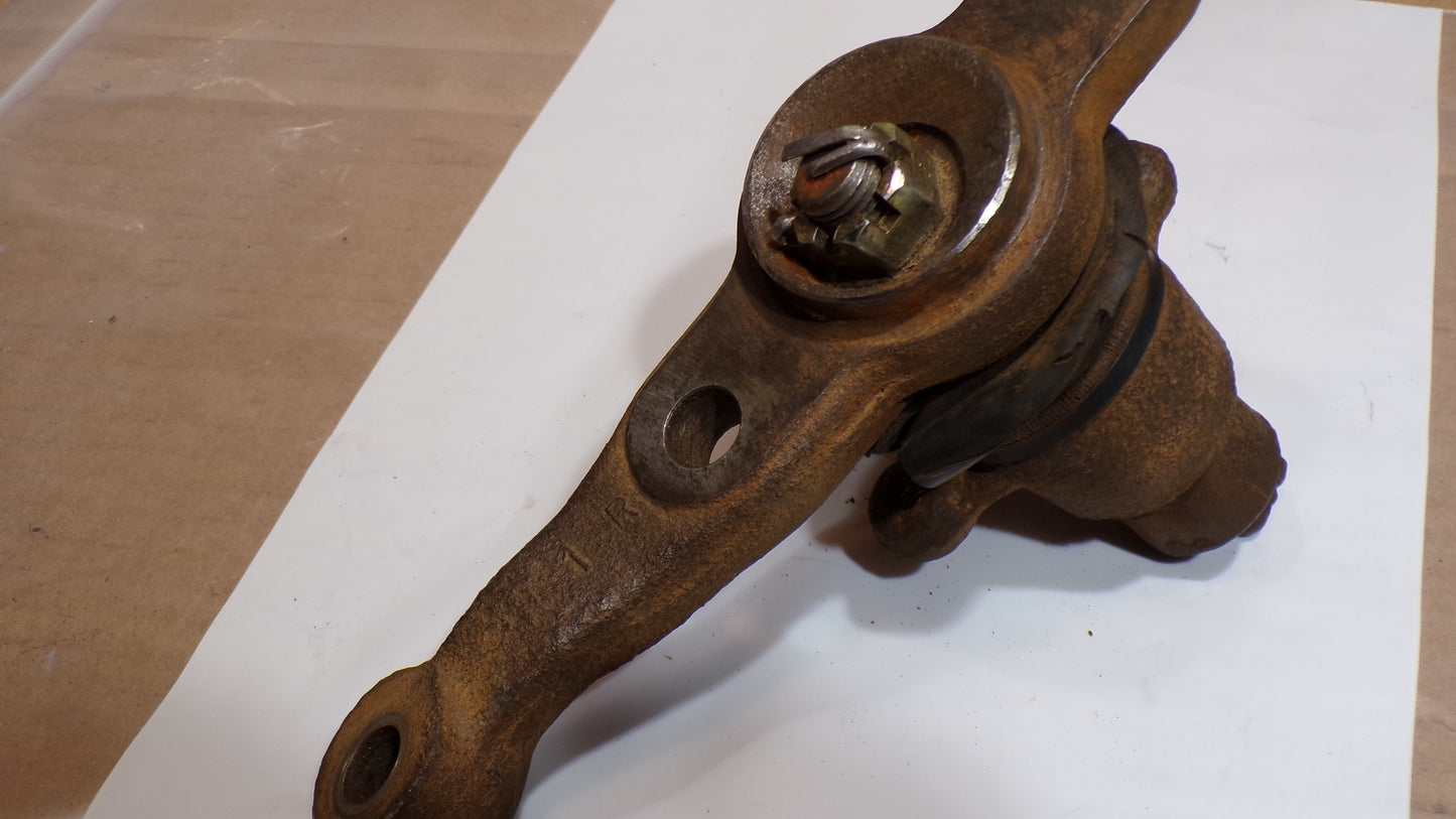 Datsun 240Z Front Passengers Knuckle Ball Joint Assembly