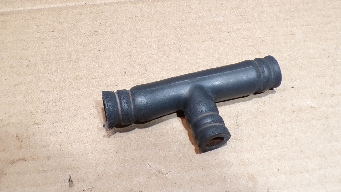 Datsun 280Z 280ZX Intake Manifold Rubber " T " Hose