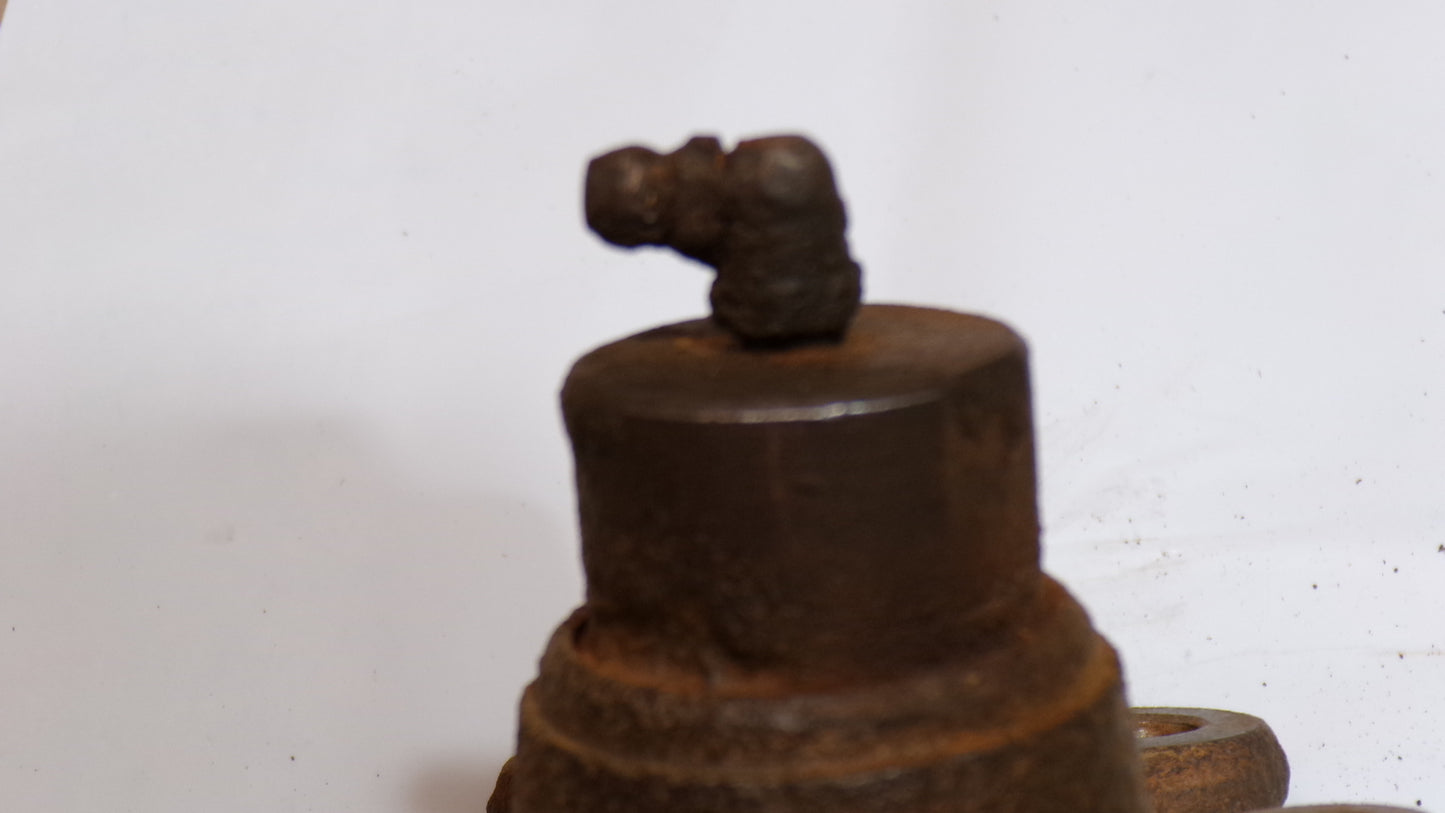 Datsun 240Z Front Passengers Knuckle Ball Joint Assembly