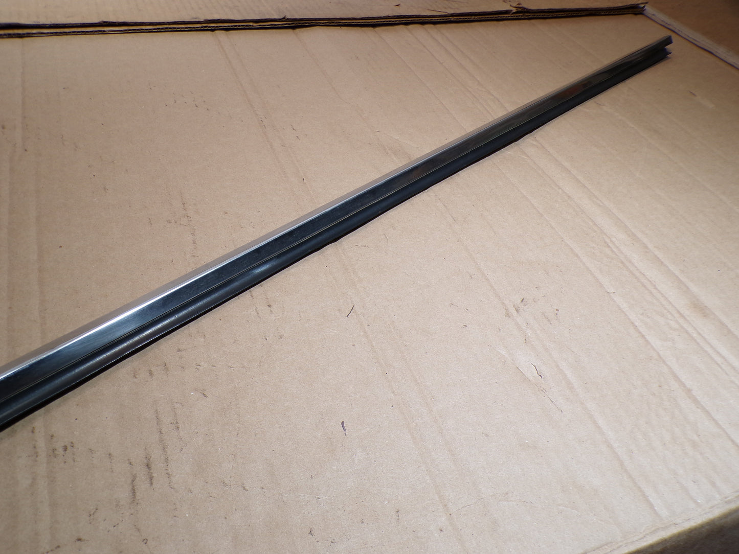Datsun 240Z Passenger Side Door Window Scraper