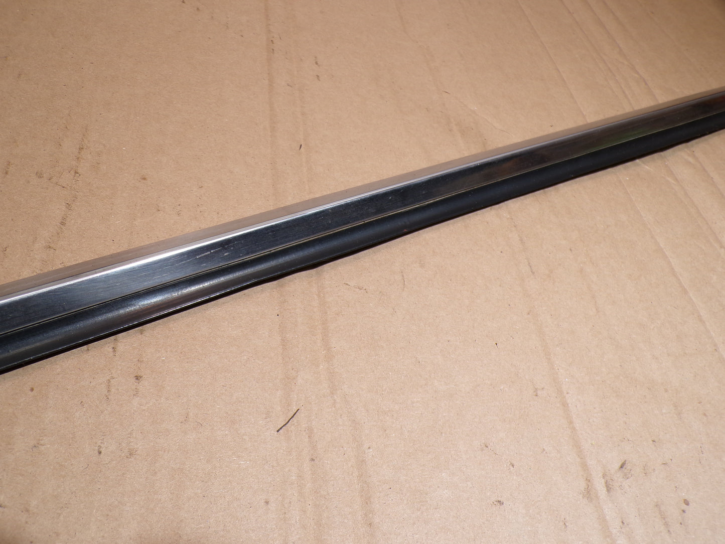 Datsun 240Z Passenger Side Door Window Scraper