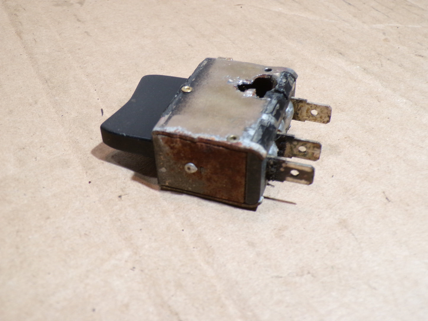 Datsun 240Z - 280Z Antenna Switch Case