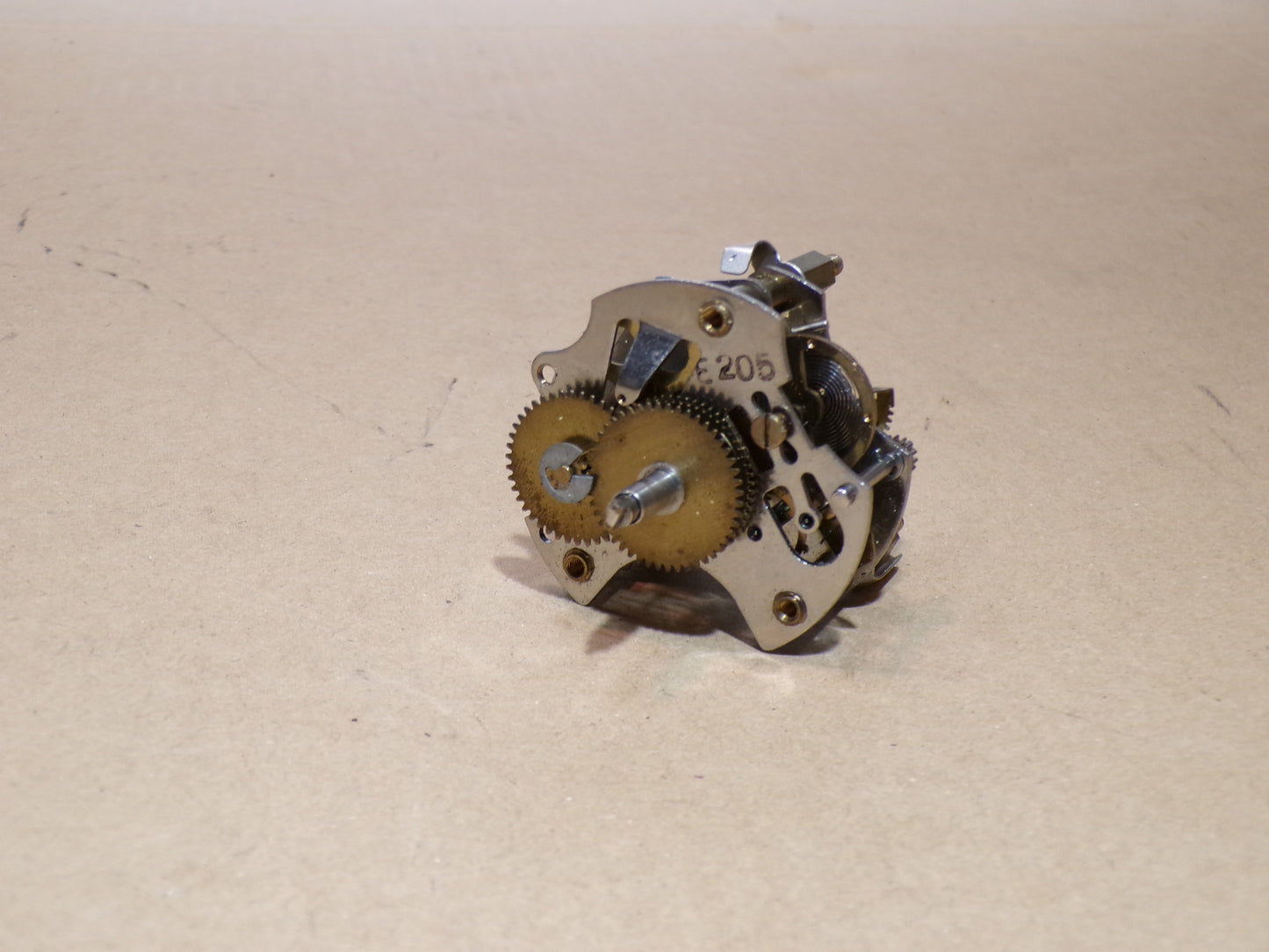 Datsun 240Z Dashboard Clock Mechanism
