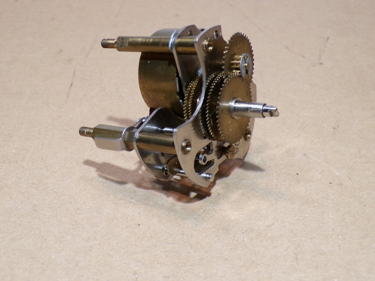 Datsun 240Z Dashboard Clock Mechanism
