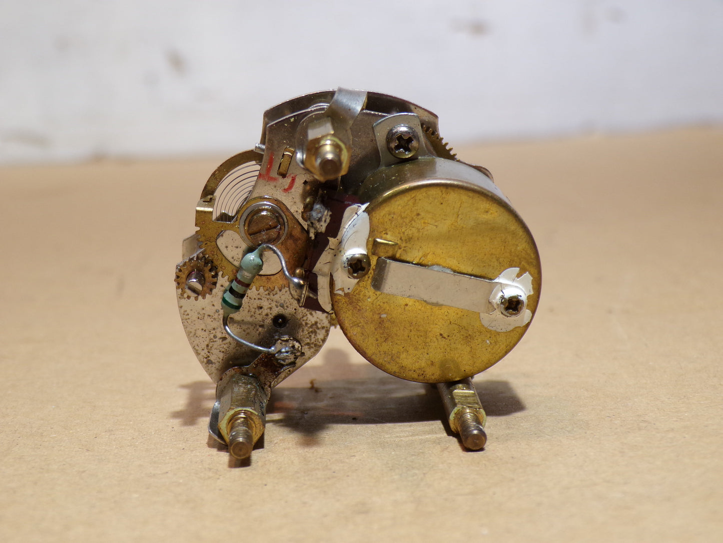 Datsun 240Z Dashboard Clock Mechanism