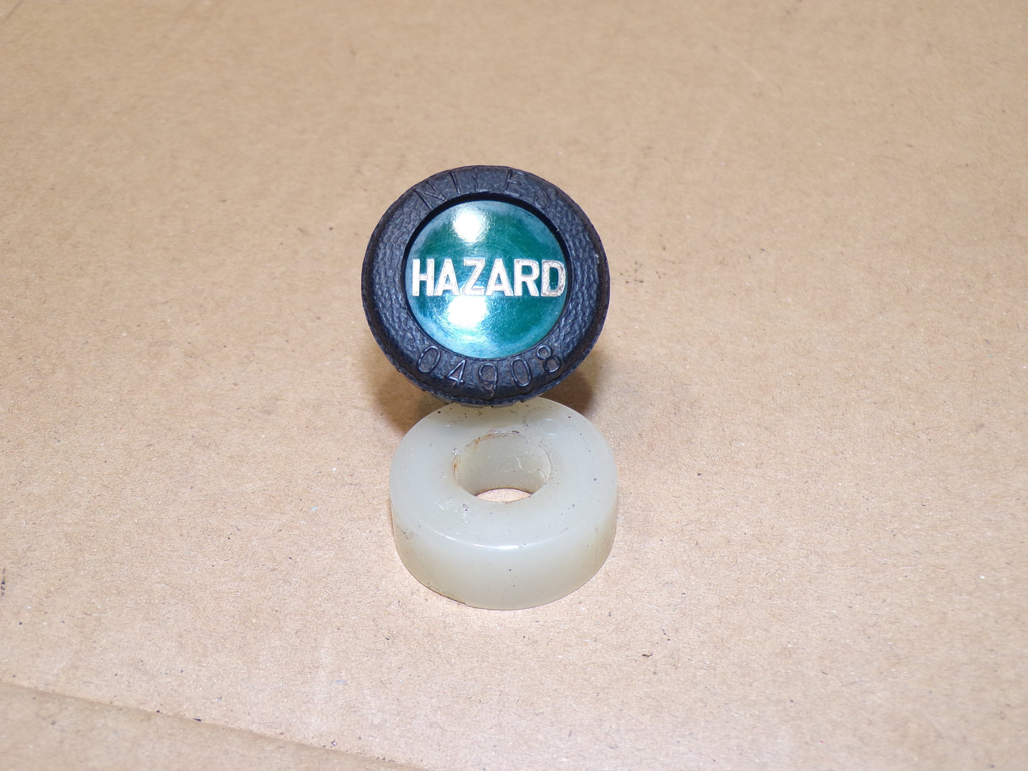 Datsun 240Z Hazard/Flashers Switch Knob, Spring and Washers
