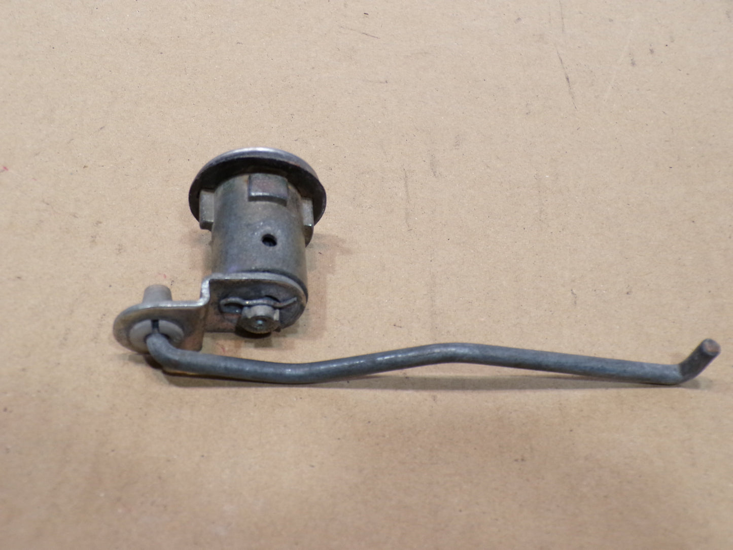 Datsun 240Z Door Lock Clip and Rod