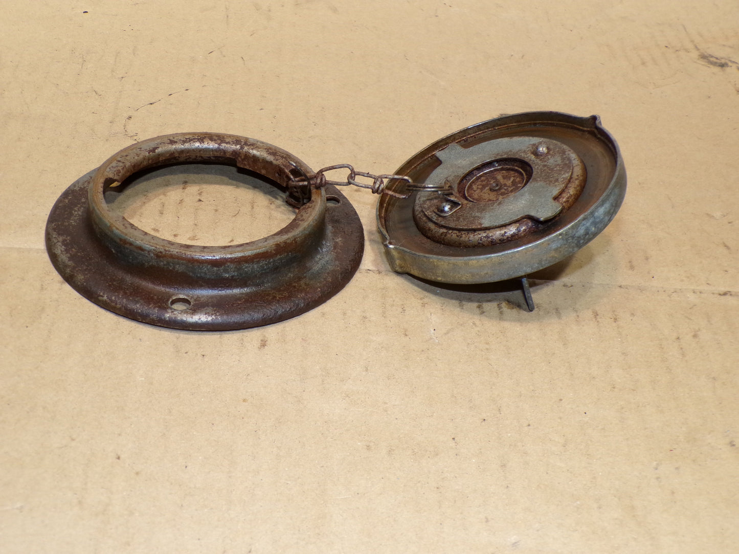 Datsun 240Z Gas Cap, Filler Neck Head and Cover/Seal