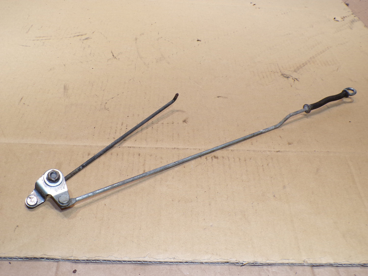 Datsun 240Z Drivers Side Interior Doot Latch Lock Rod