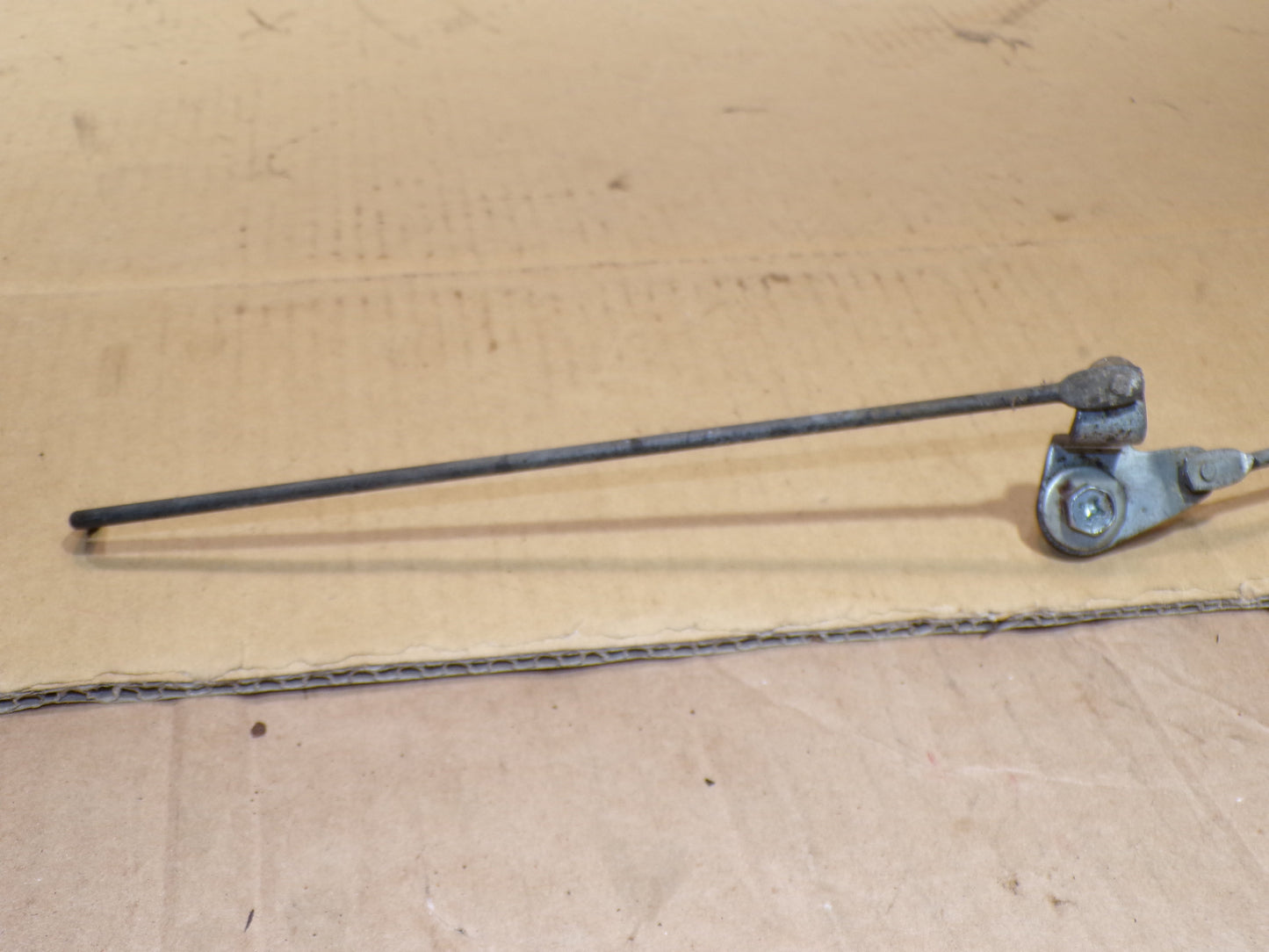 Datsun 240Z Drivers Side Interior Doot Latch Lock Rod