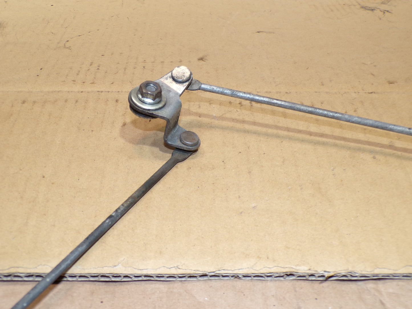 Datsun 240Z Drivers Side Interior Doot Latch Lock Rod