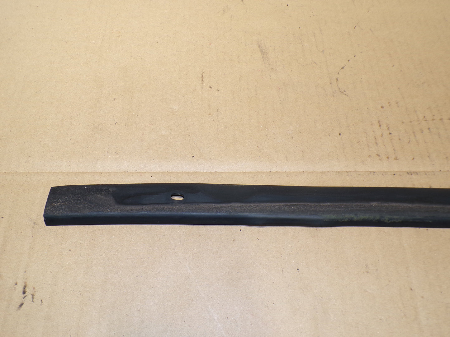 Datsun 240Z Series One Window Mount + Seal Kit