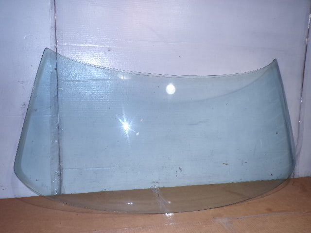 Datsun 240Z Aftermarket Windshield