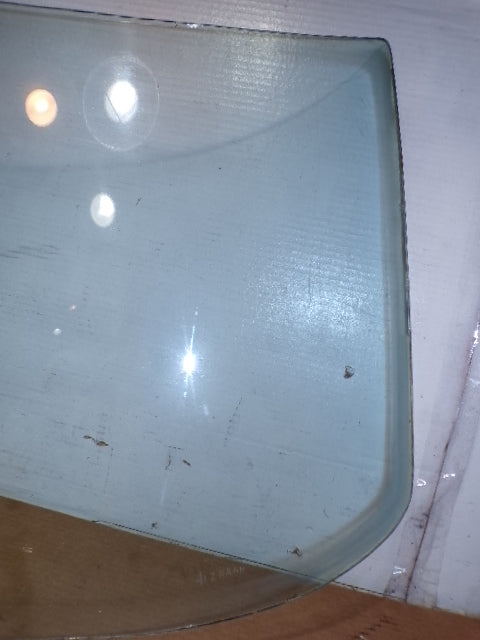 Datsun 240Z Aftermarket Windshield