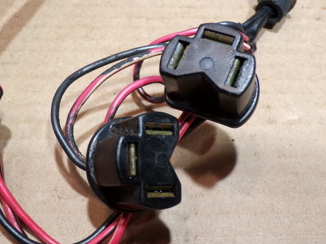 Datsun 240Z 1971 Series One Pair of Head Light Wire Harnesses
