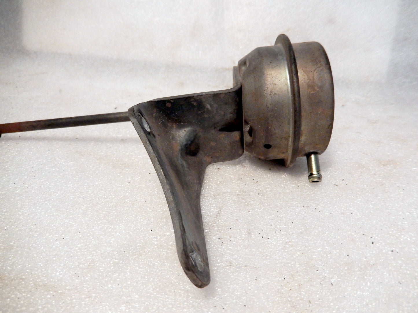 Datsun 280ZX Turbo Vacuum Pod Assembly