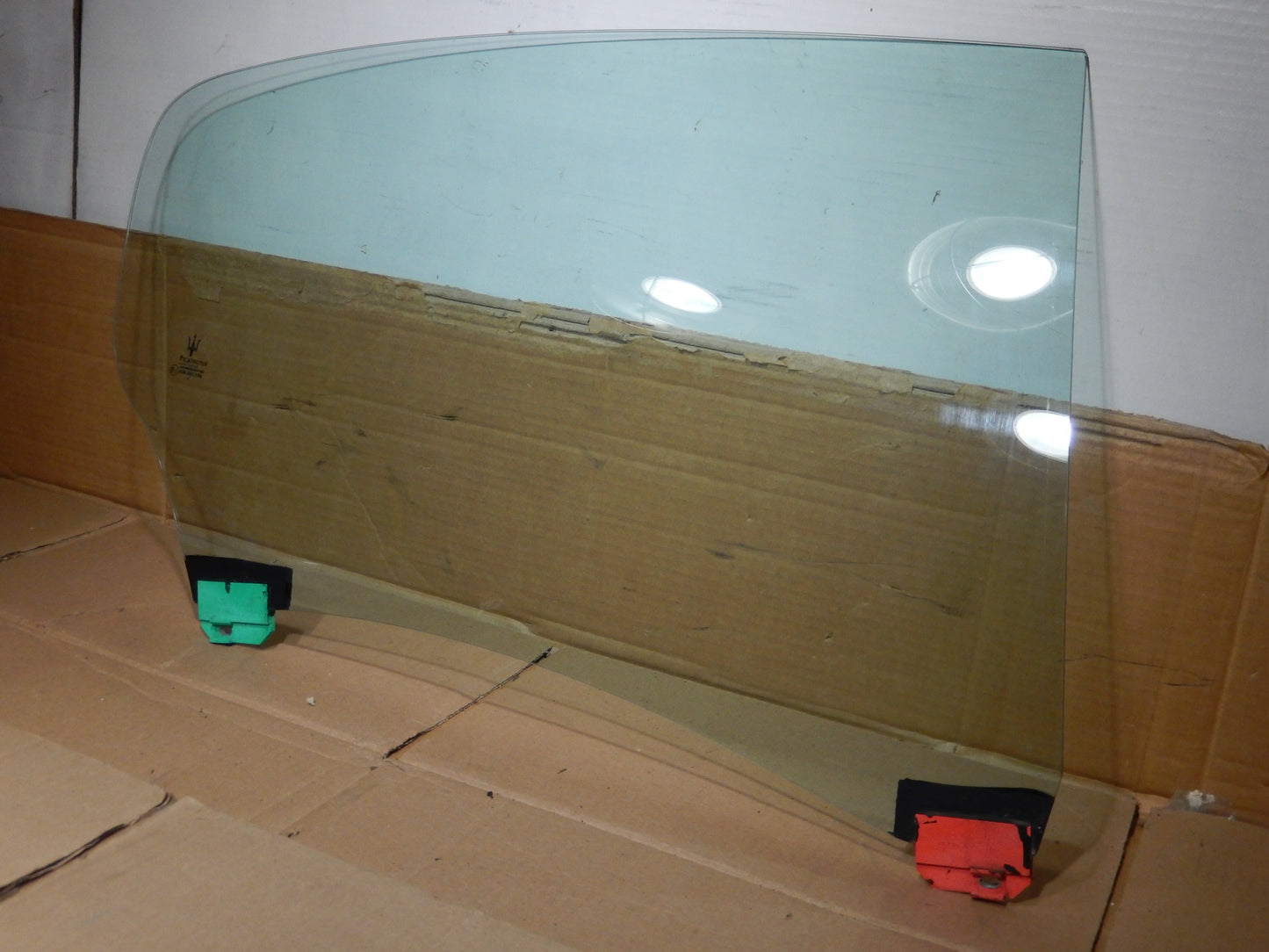 Maserati M139 Rear Passengers Side Door Glass