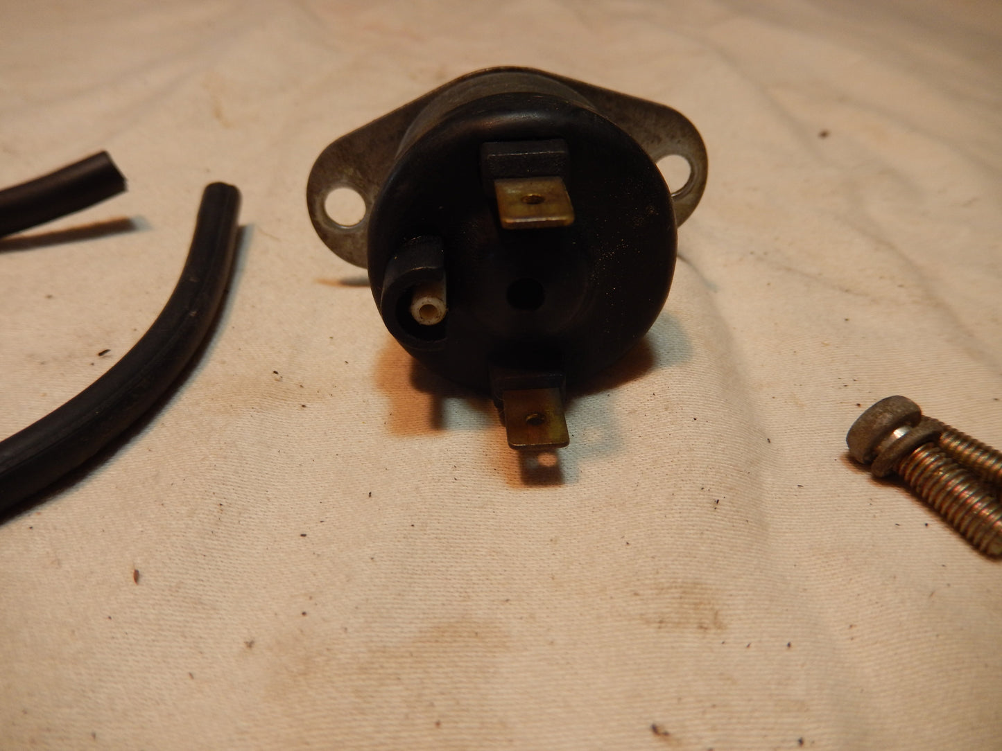 Datsun 280ZX Vaccum Cans Solenoid