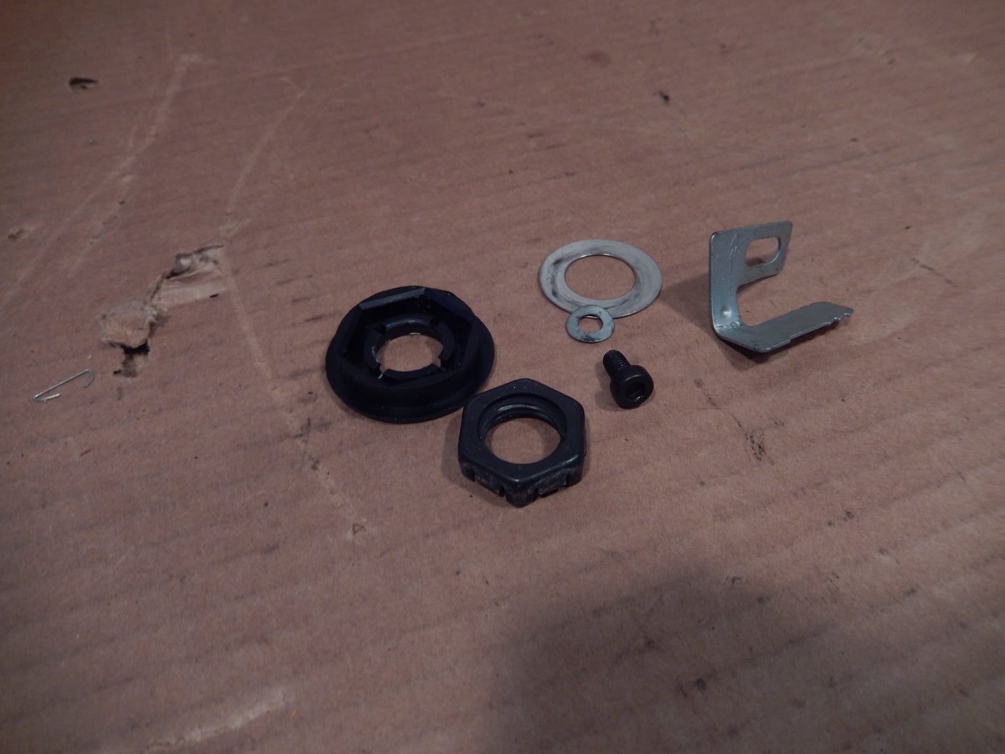 Maserati Quattroporte M-139 Steering Wheel Fasteners System