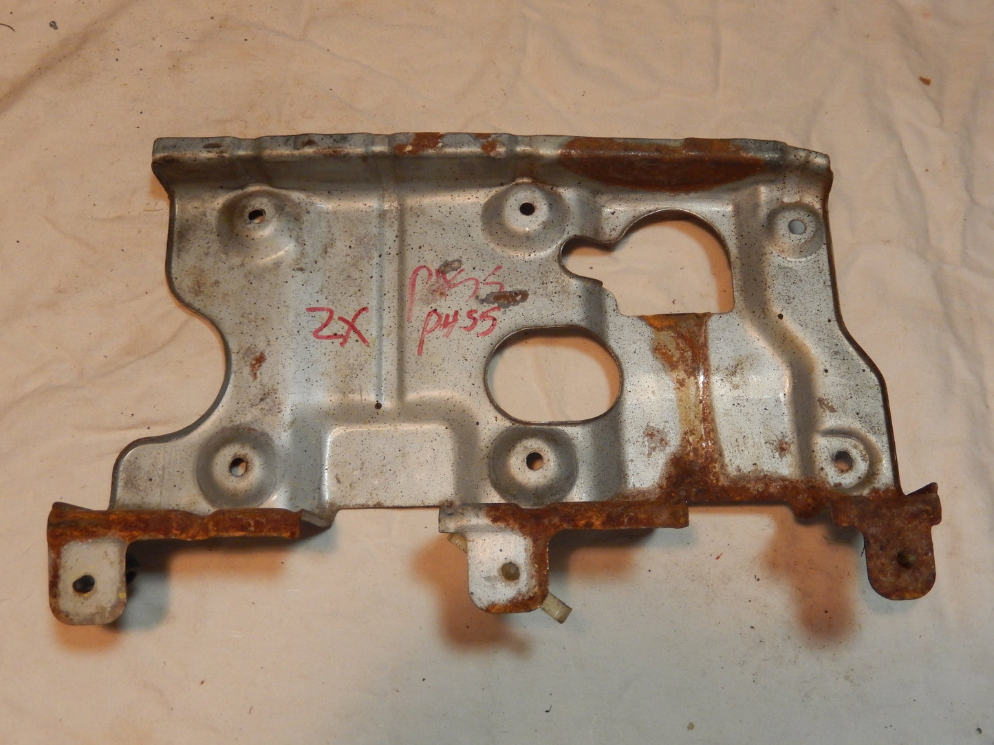 Datsun 280ZX Passenger Side Head Light Splash Pan