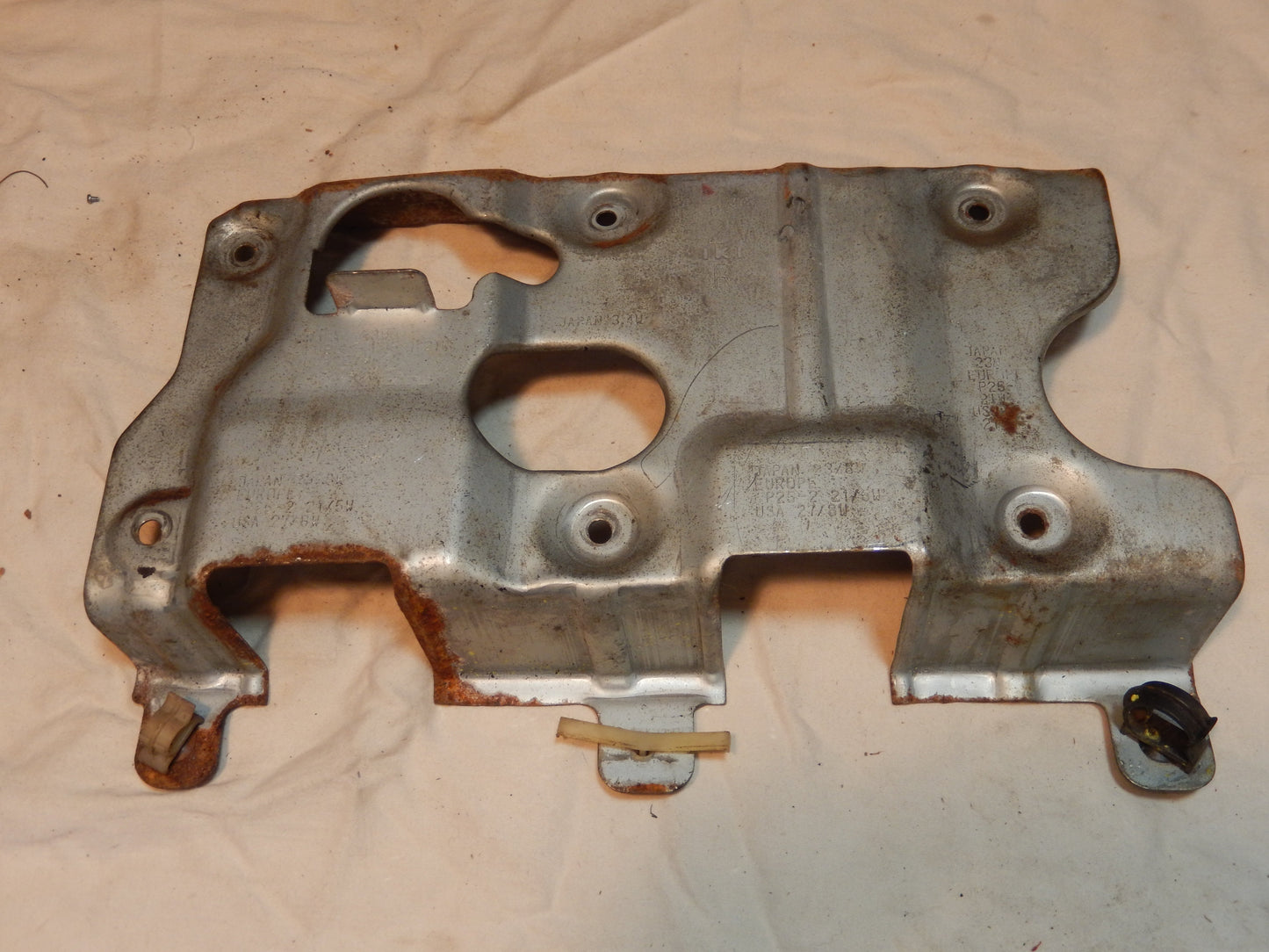 Datsun 280ZX Passenger Side Head Light Splash Pan