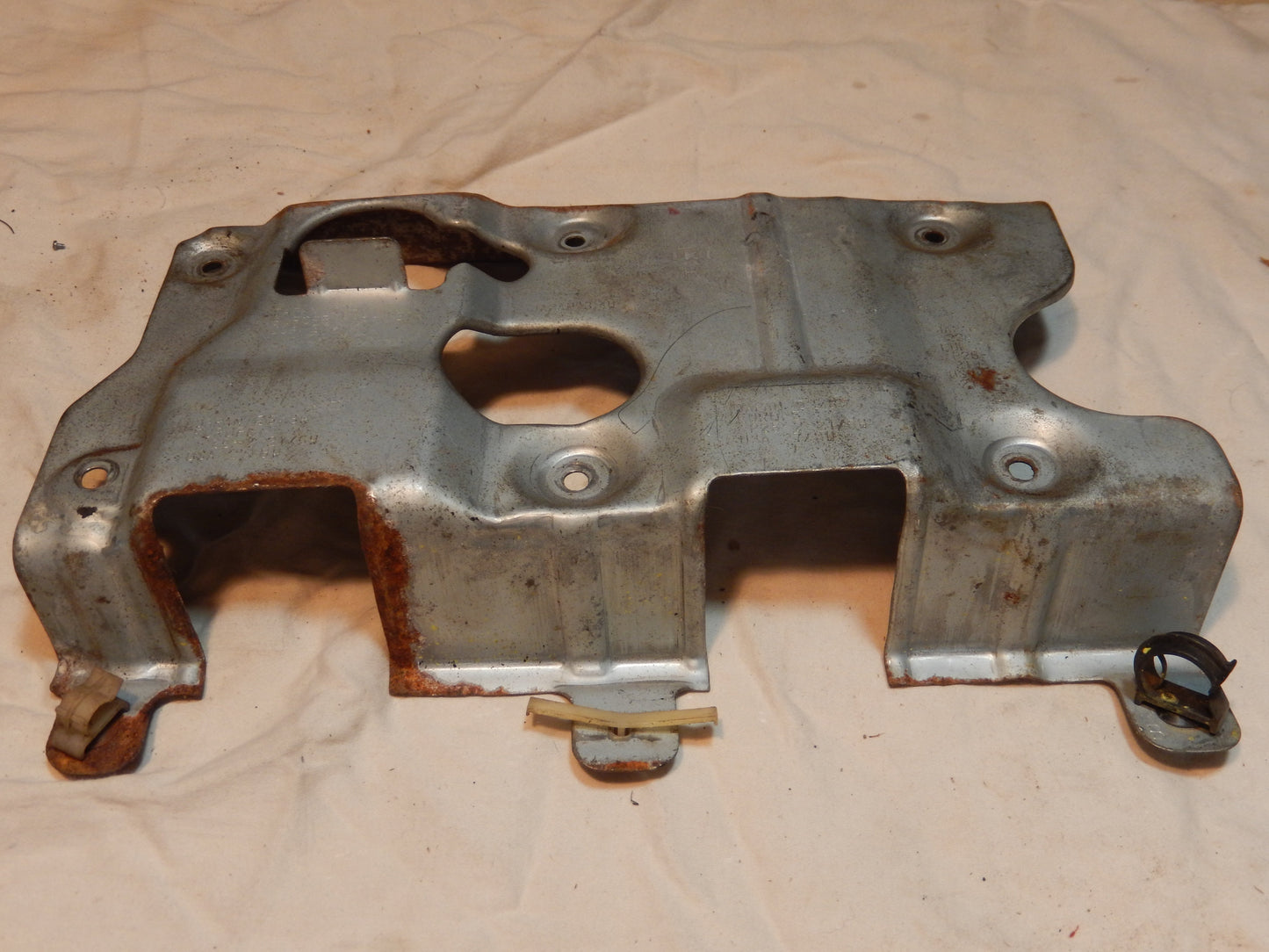 Datsun 280ZX Passenger Side Head Light Splash Pan