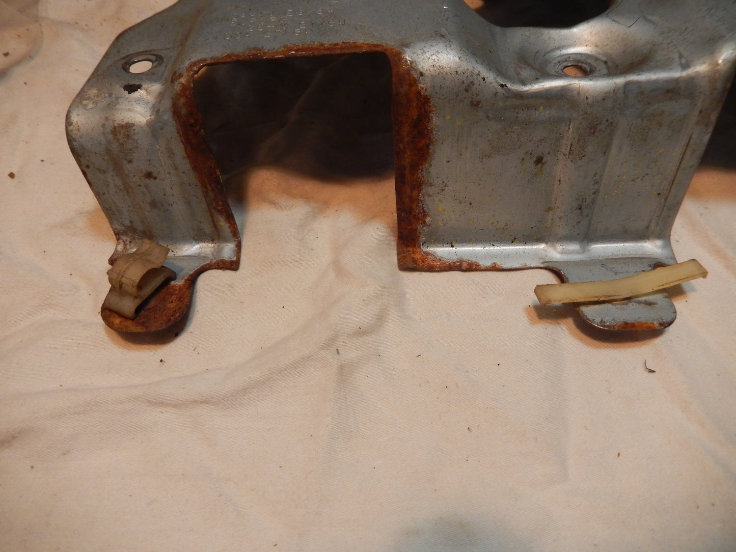 Datsun 280ZX Passenger Side Head Light Splash Pan