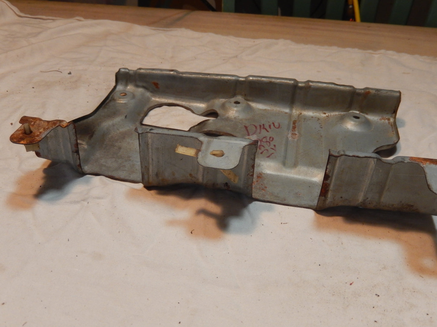 Datsun 280ZX Driver's Side Head Light Splash Pan