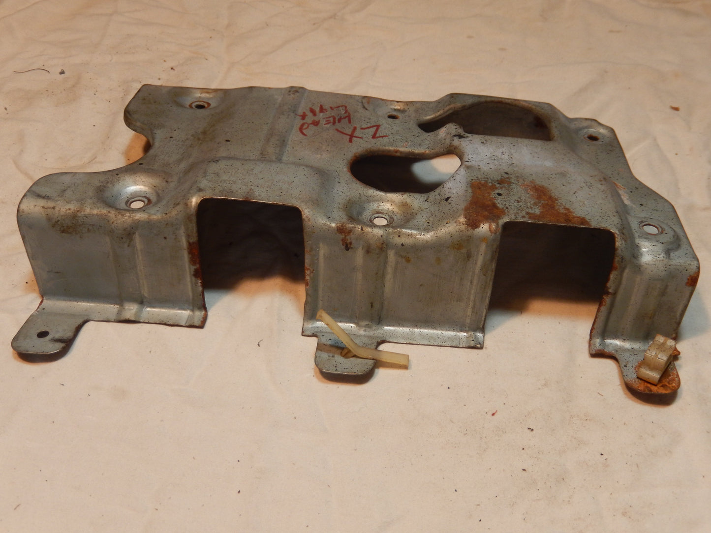 Datsun 280ZX Driver's Side Head Light Splash Pan