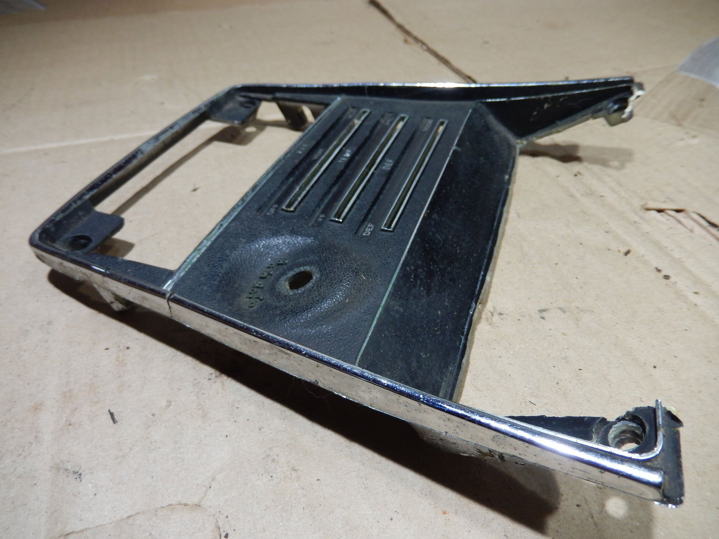 Datsun 240Z Center Console Face Handy Man's Special SKU 607