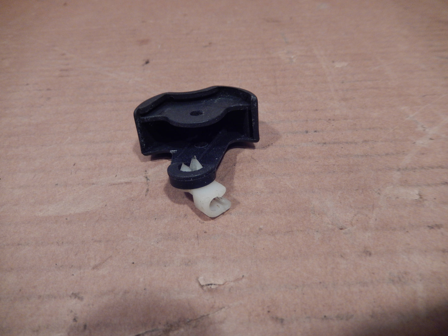 Maserati M138 Passengers Door Interior Lock Toggle