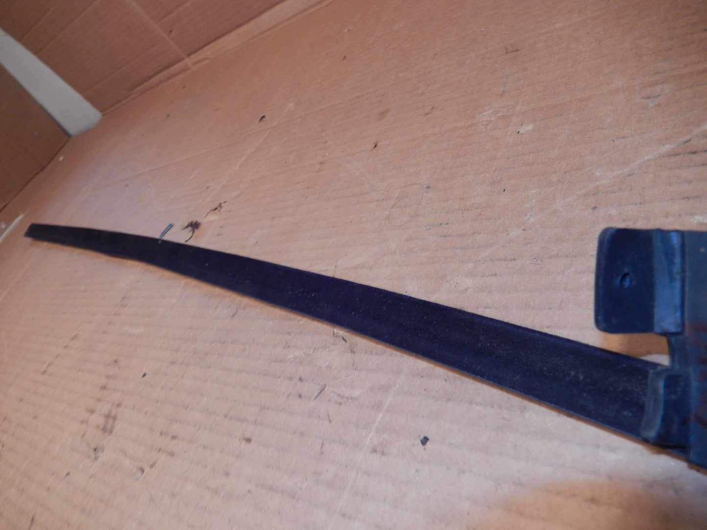 Maserati M138 Drivers Door Exterior Window Scraper