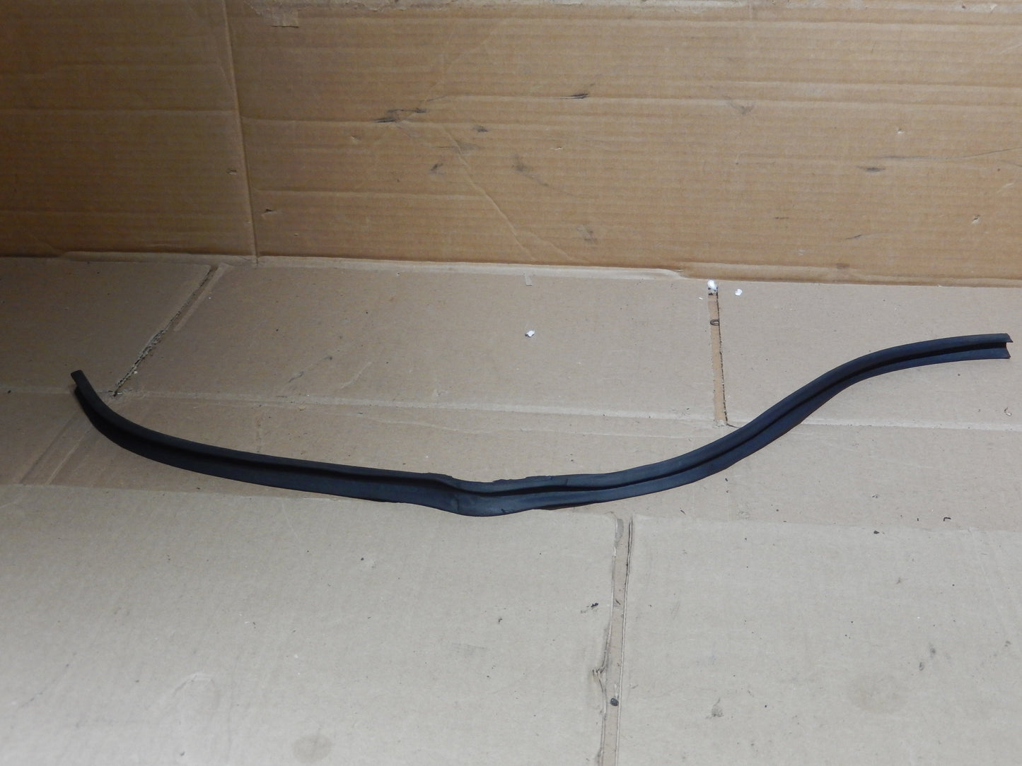 Datsun 240Z Driver's Rear Quarter Glass Window Outer Seal