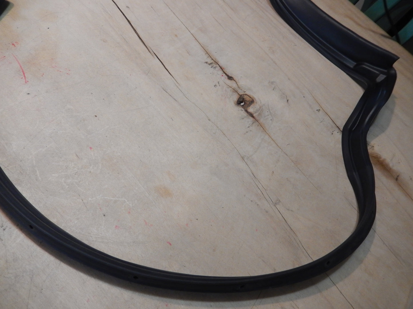 Maserati QP M139 Outer Perimeter Door Weather Seal