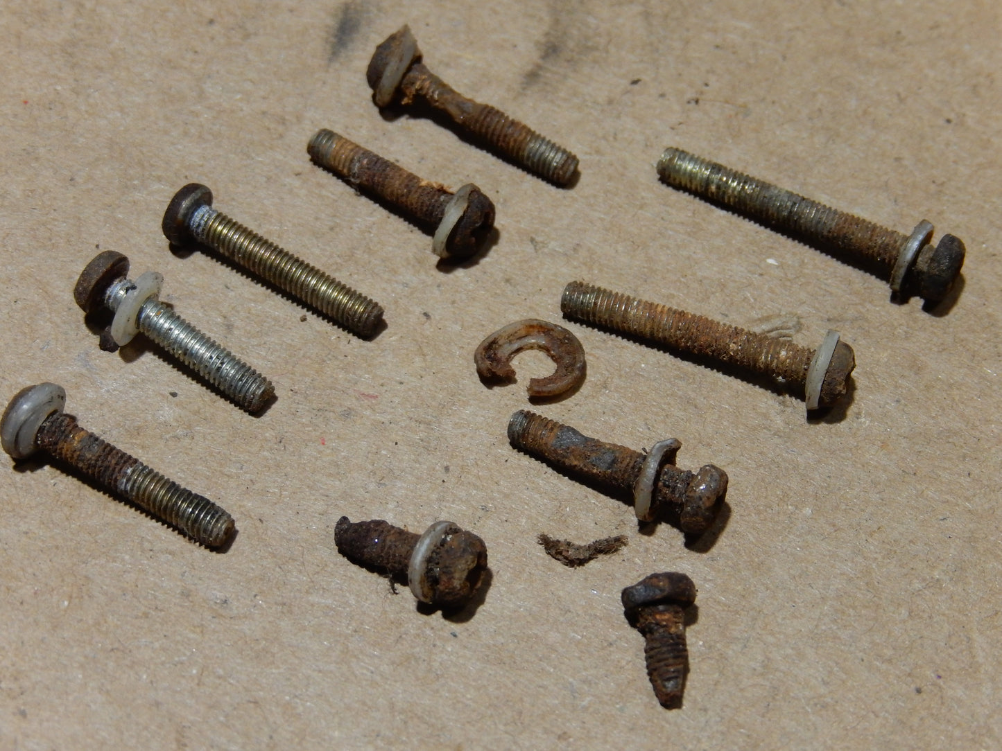 Datsun 240Z Front Turn Signal Fasteners