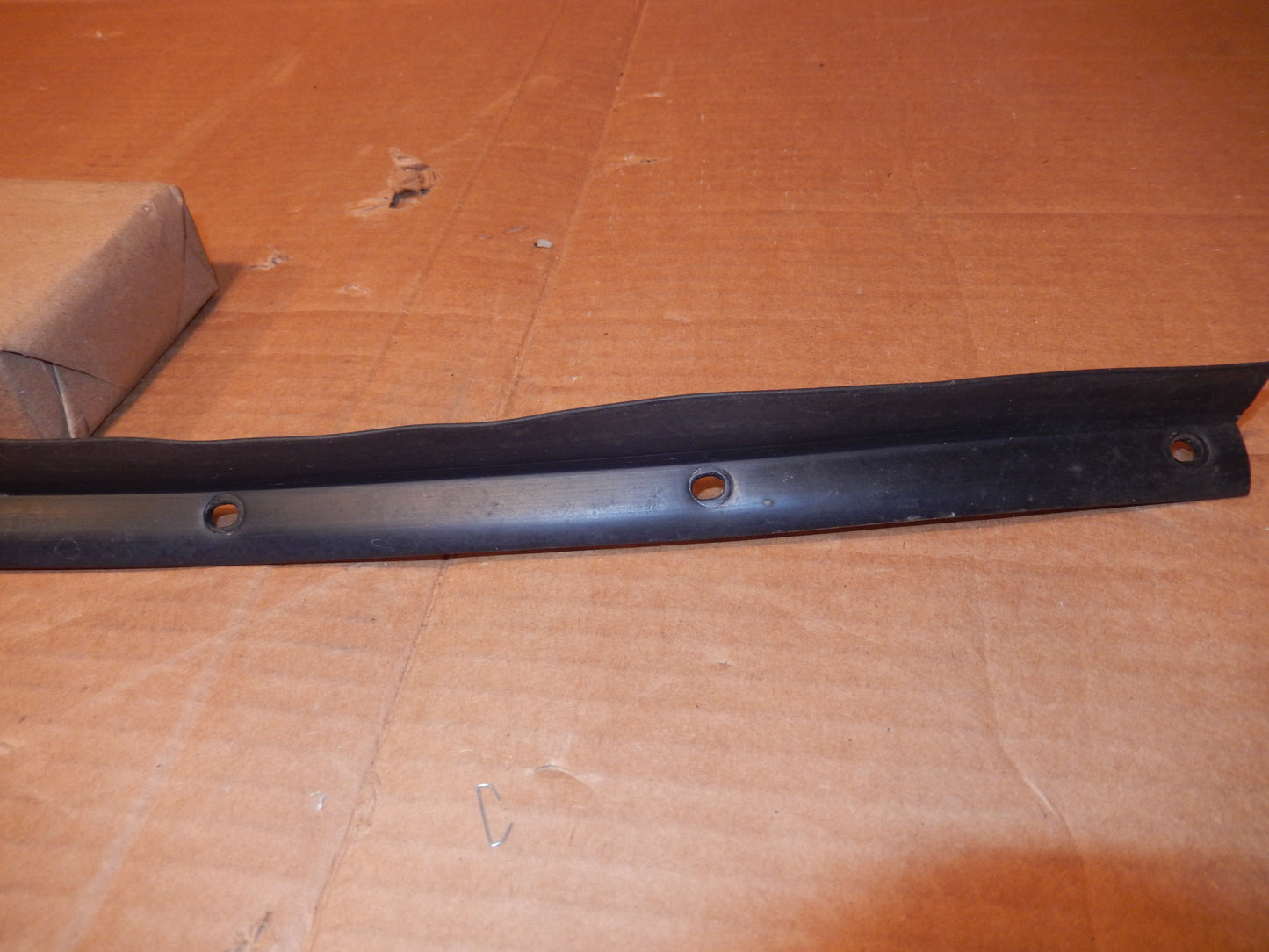 Maserati M138 Drivers Door Lower Edge Weather Seal
