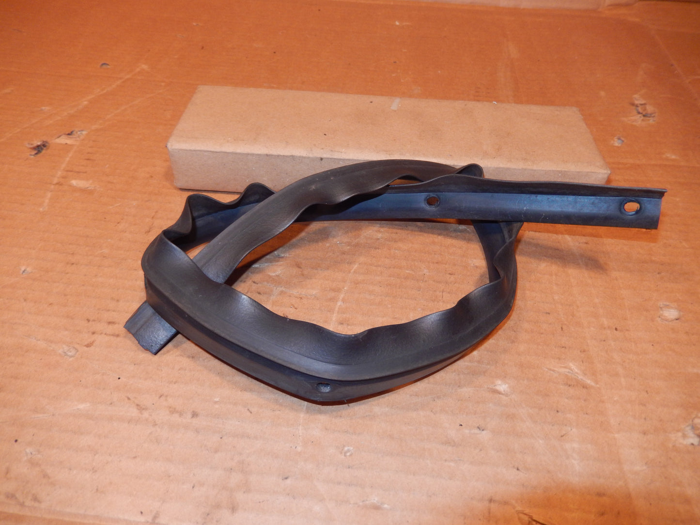 Maserati M138 Passengers Door Lower Edge Weather Seal