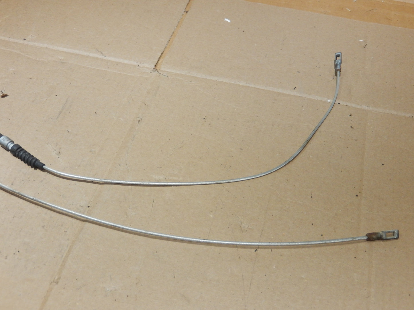 Austria 811 609722D and 811 609721H Emergency Brake Cable Set