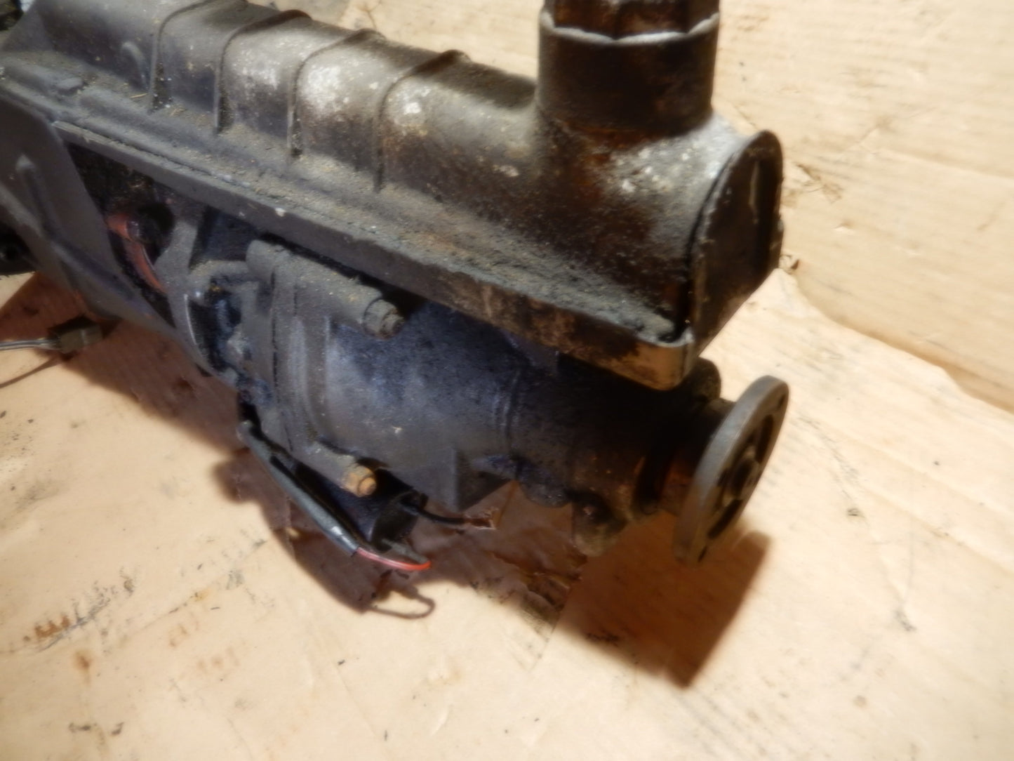 Volvo 1972 P1800ES 4 Speed Transmission SKU 101