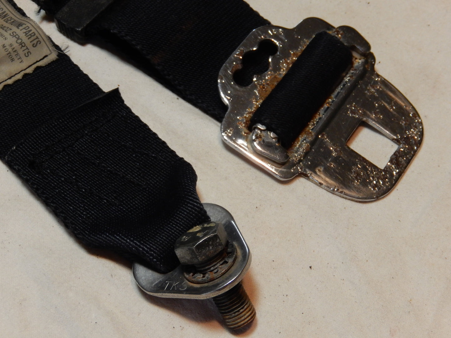 Datsun 240Z Series One Clip Pin Buckle Shoulder Belt