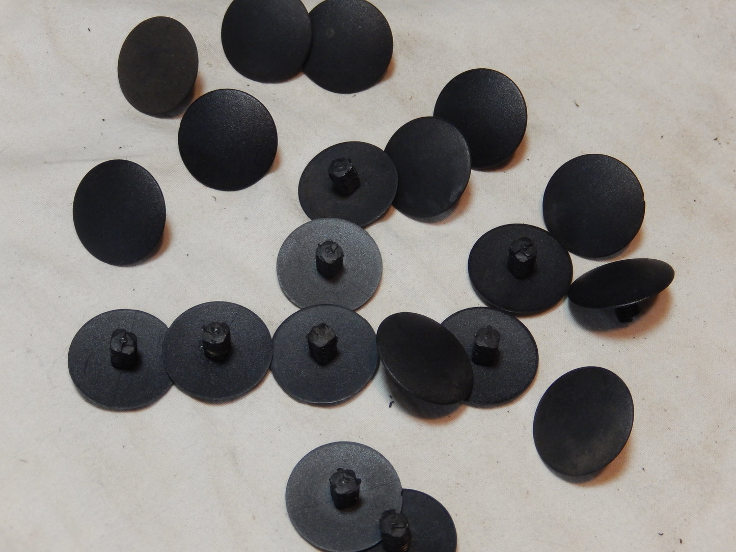 Range Rover P38 Hood Liner Pin Set