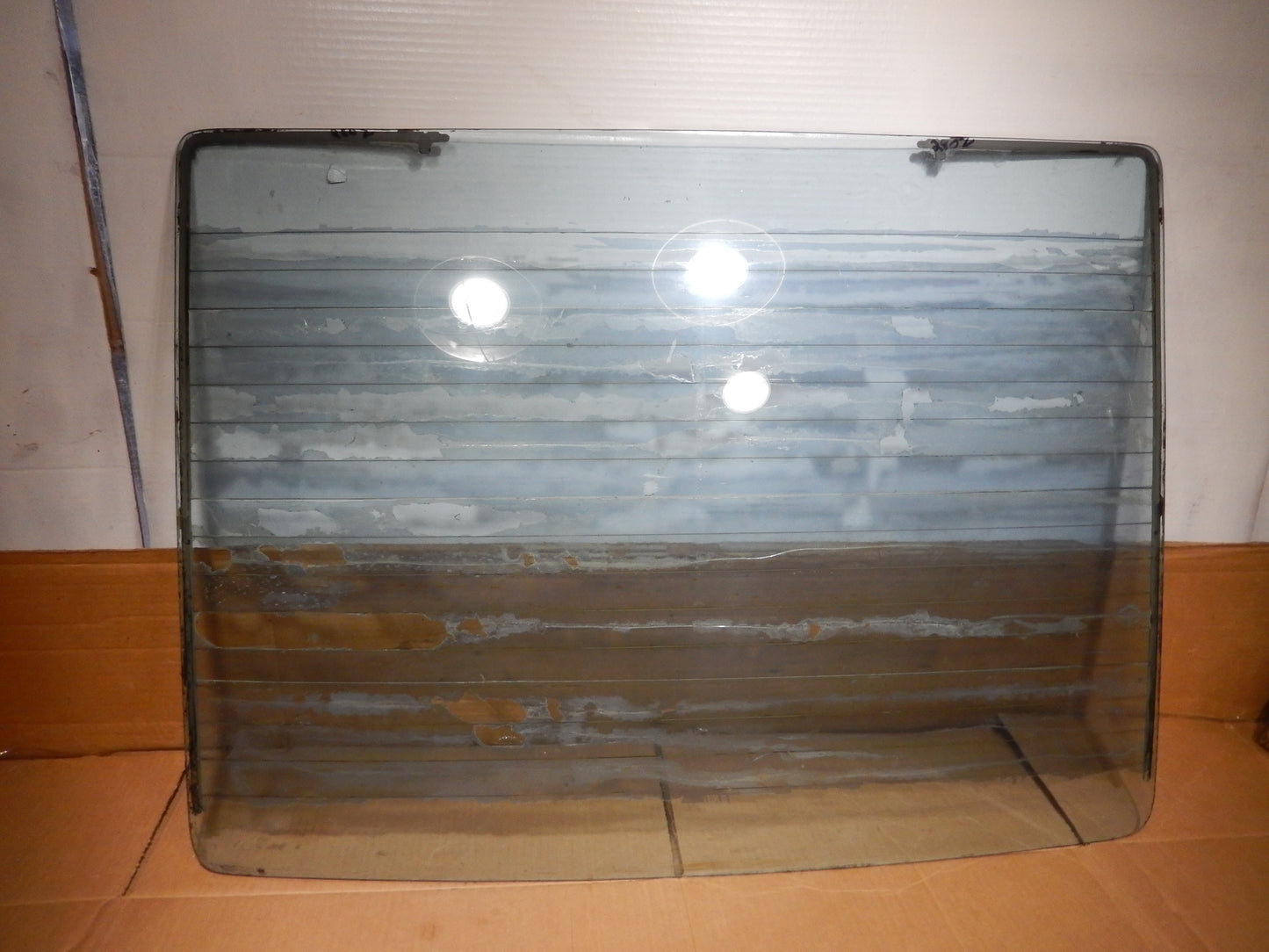 Datsun 280Z 280ZX Rear Hatch Glass Vertical Lines SKU # 29