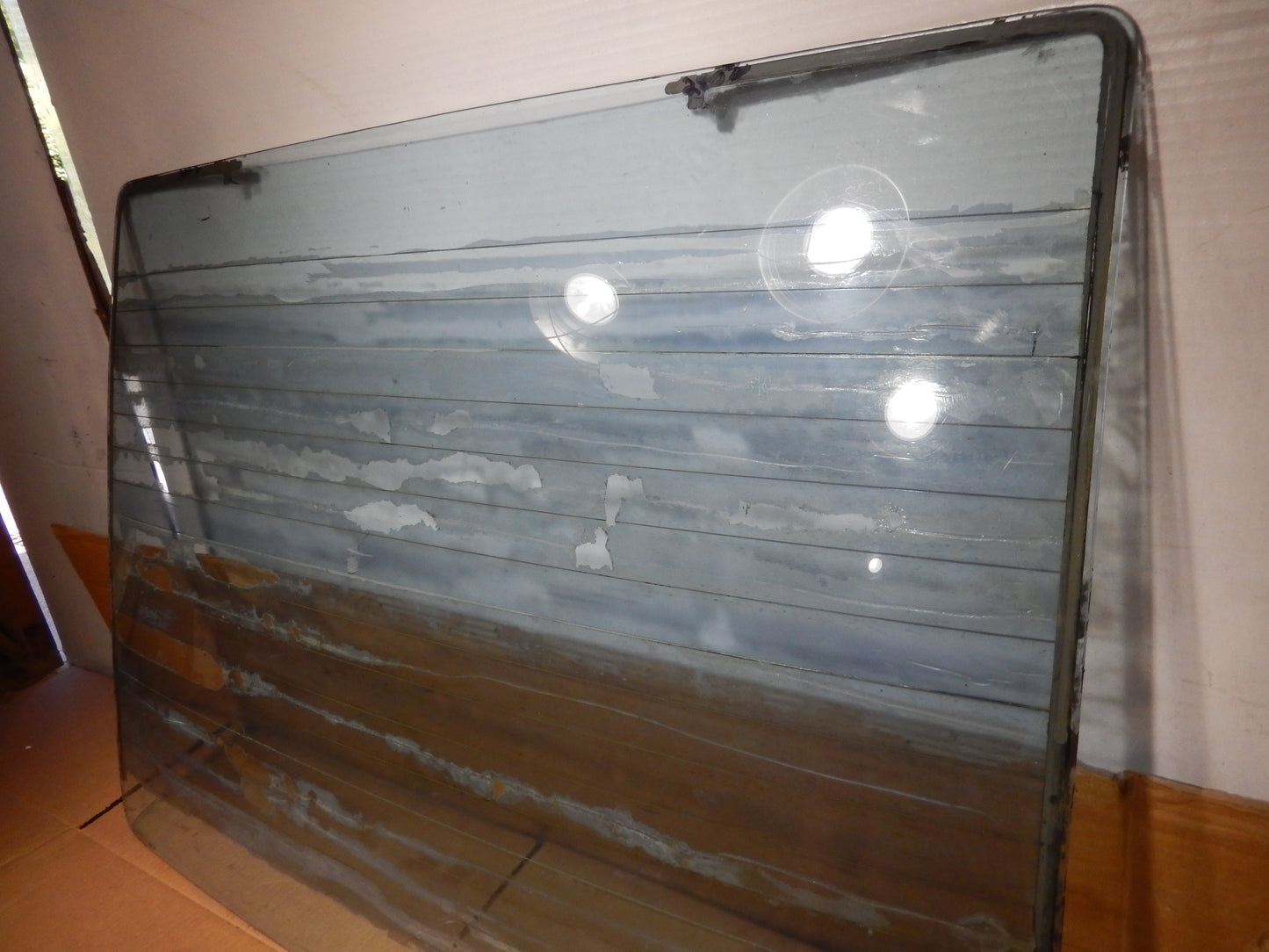 Datsun 280Z 280ZX Rear Hatch Glass Vertical Lines SKU # 29