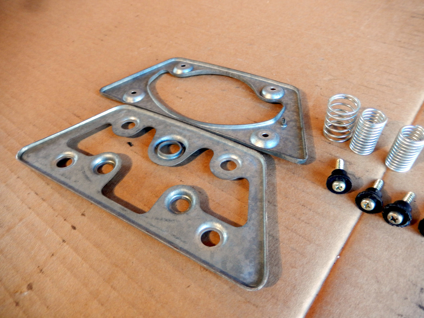 Datsun 280ZX Steering Wheel Horn Switch