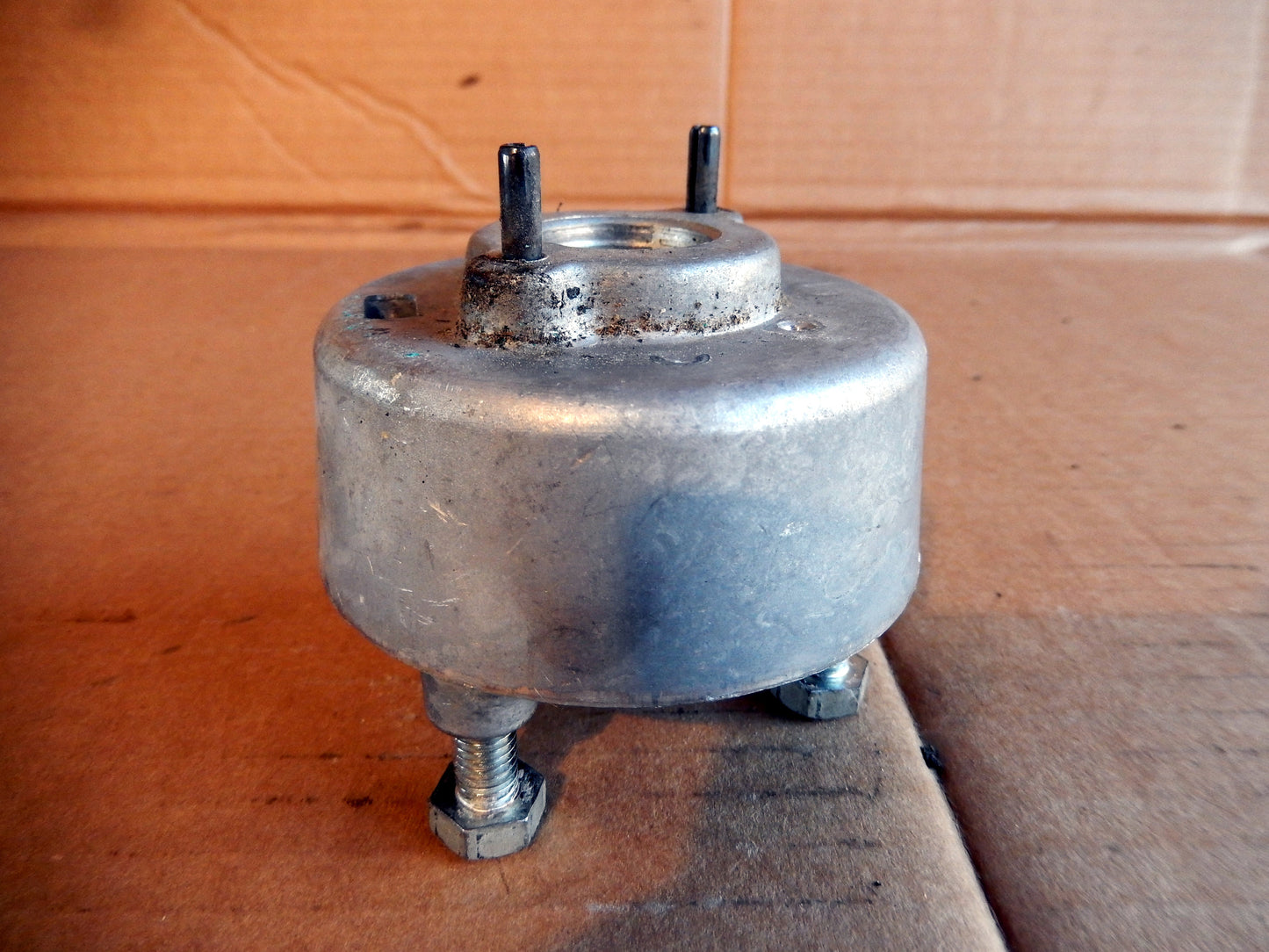 Datsun 280ZX Steering Wheel Hub