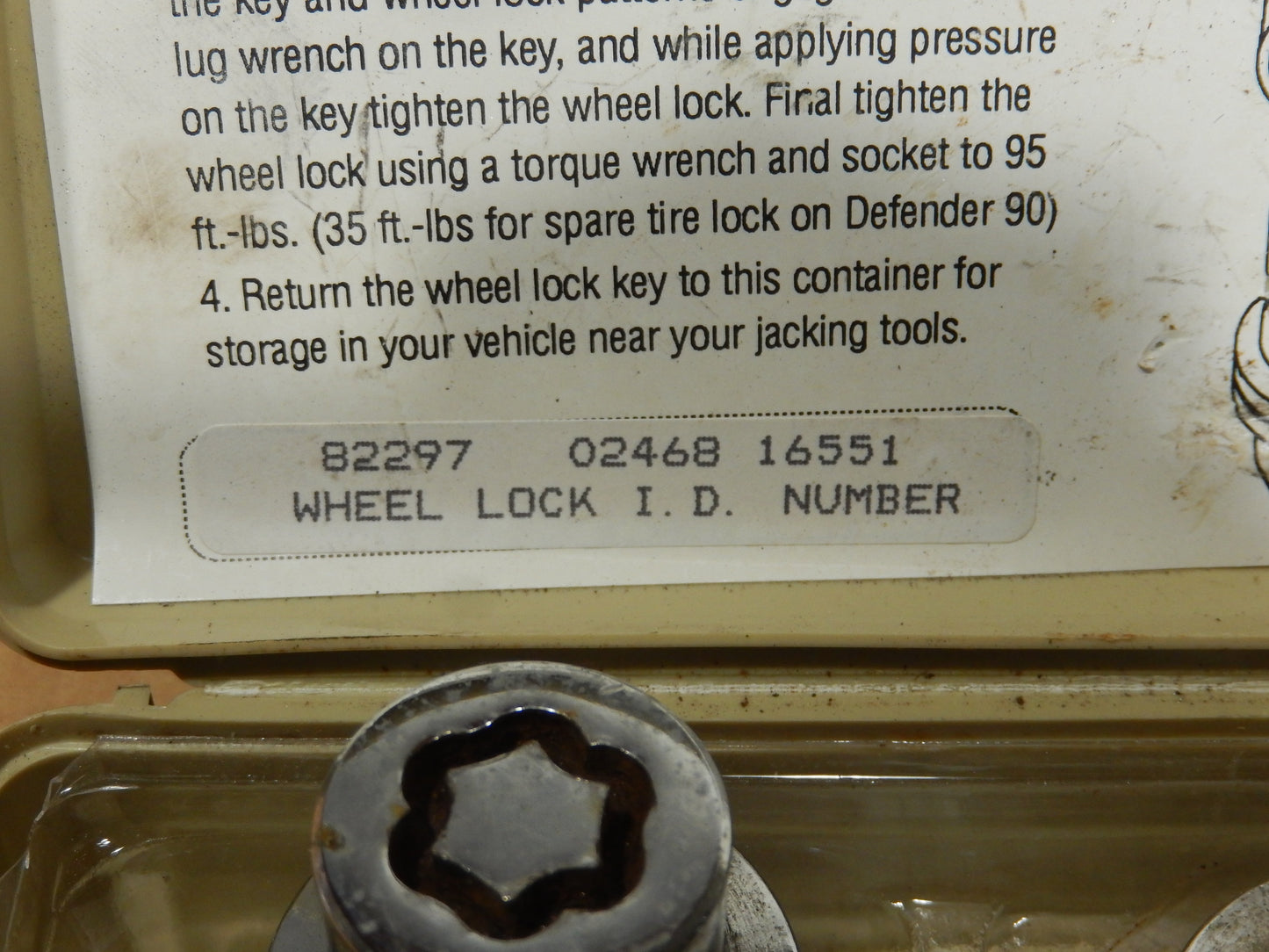 Range Rover P38 Locking Lug Nut Set