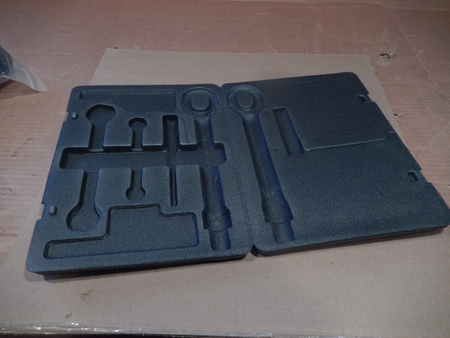 Maserati Quattroporte M-139 Tool Kit Folio