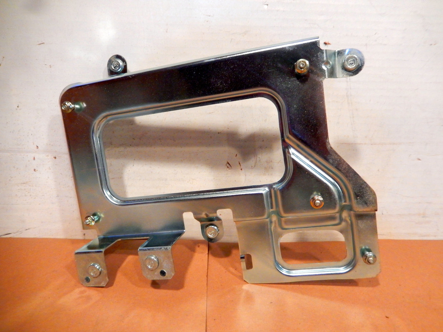 Maserati Quattroporte M139 Amplifier Mounting Bracket Plate